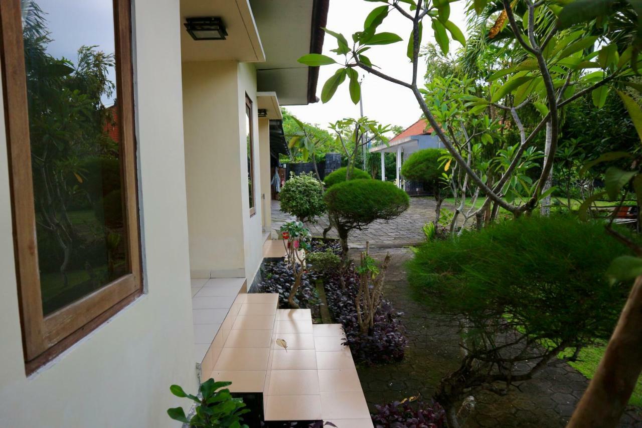 Bhujangga'S Village Near Pantai Uluwatu Redpartner Exterior foto